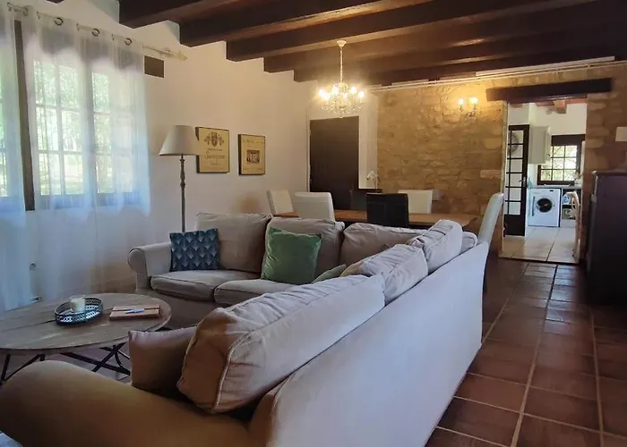 La Tour De Vera * Auriac-du-Périgord